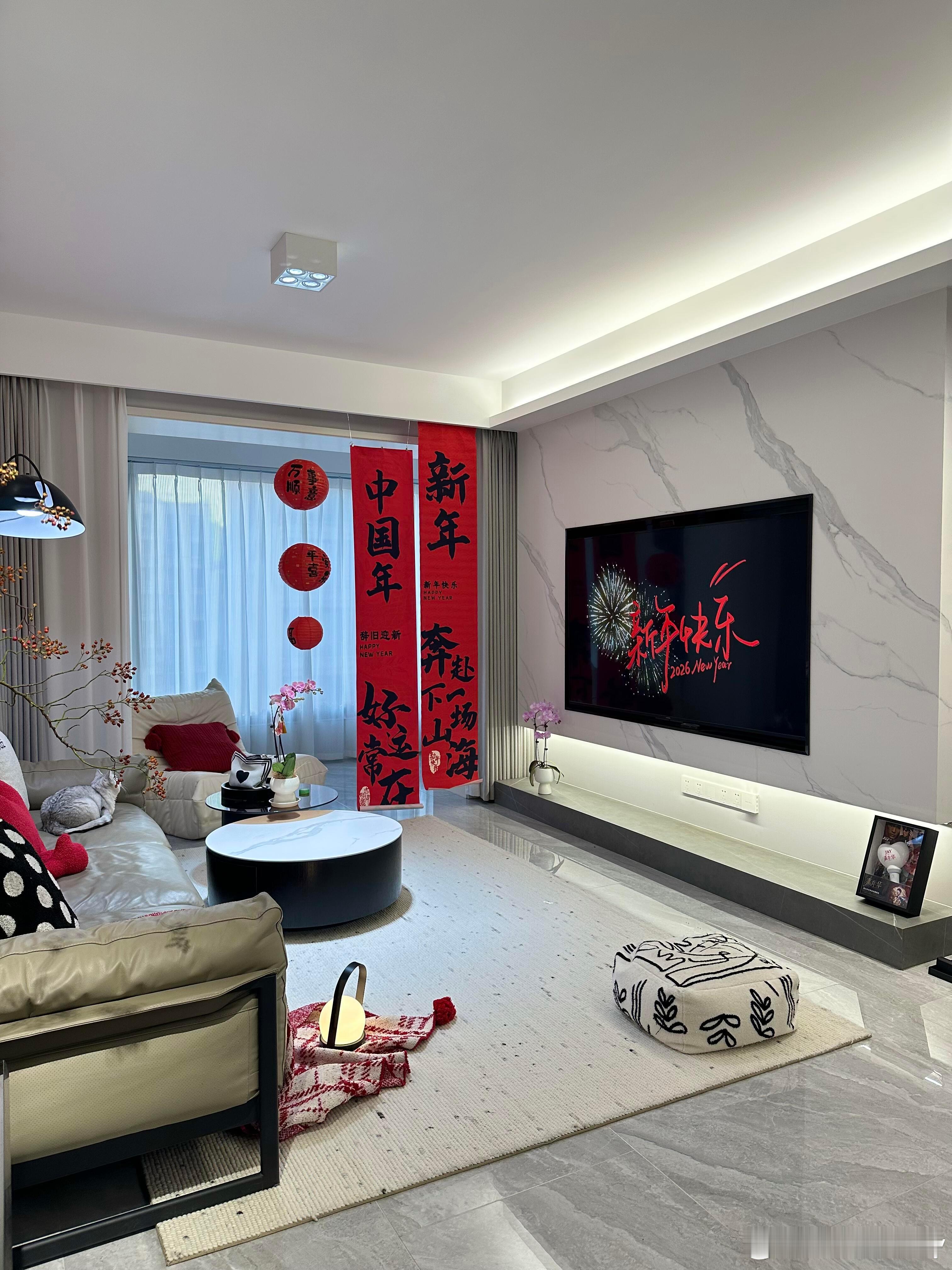 年味十足的家🧧红红火火迎新年🧨迫不及待把家里布置起来新年氛围拉满，提前感受新