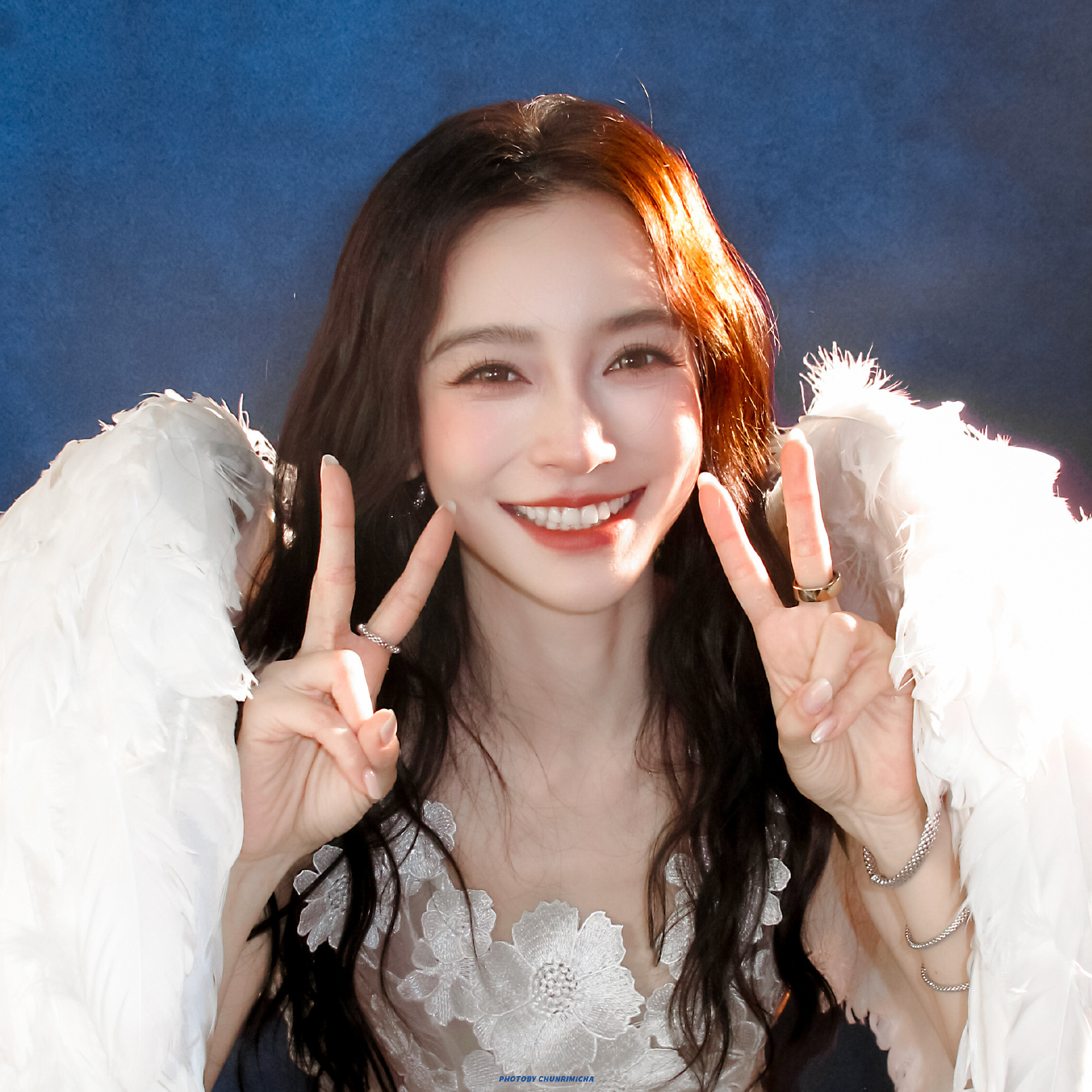 angelababy[超话] [春游家族]angelababy 你的出现弥补了四