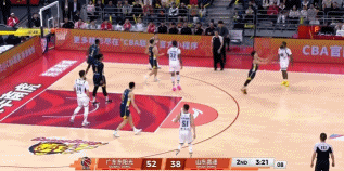 北京时间12月26日晚，新赛季迎来五连胜的广东男篮在主场迎战山东男篮，虽然山东男