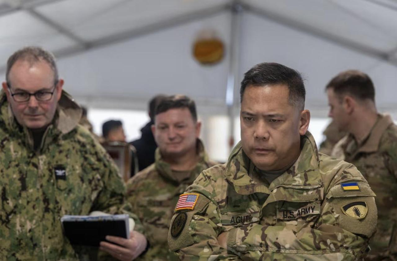 天呐！美军少将基辅出访闹大笑话，醉酒摔伤还弄丢机密地图。
2026年3月16日，