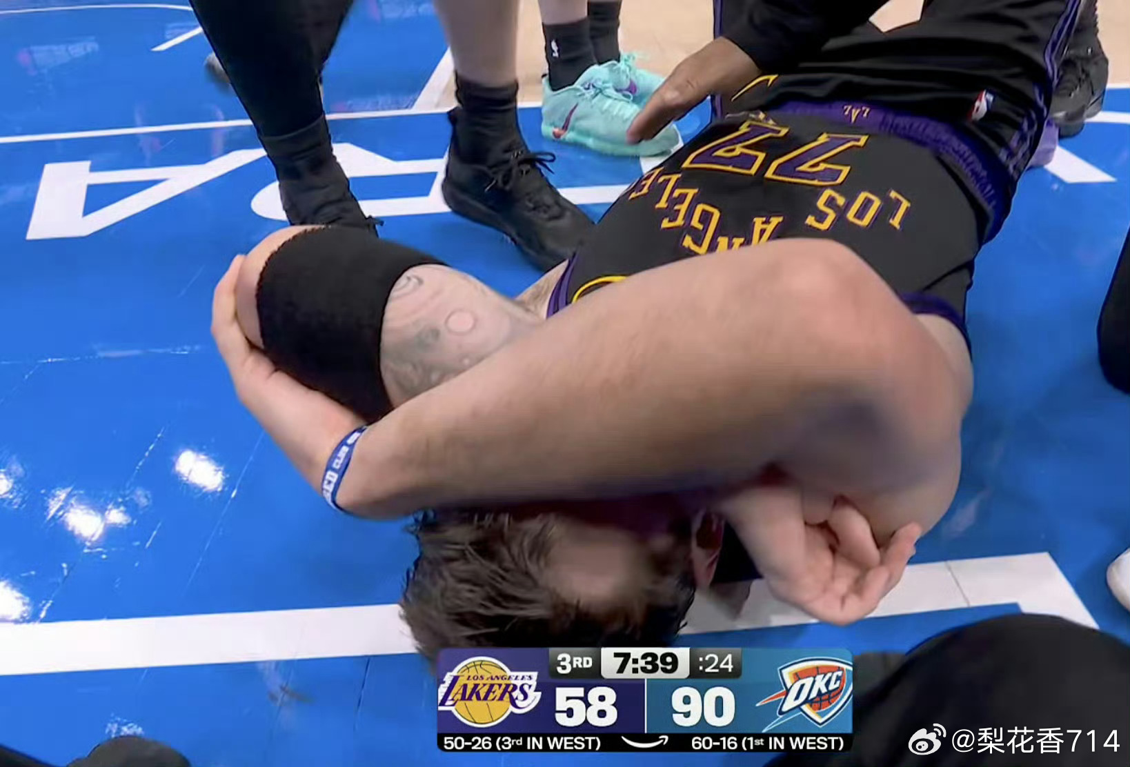 北京时间4月3日湖人以96-139惨败给雷霆，说实话，今天这场比赛看得挺让人揪心