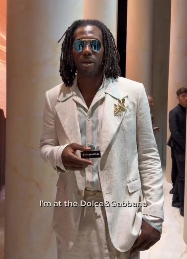 球员Dolce&Gabbana赛场硬汉伦纳德现身米兰杜嘉班纳男装大秀，属实让人意