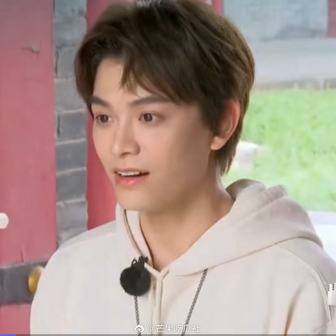 #丁禹兮颜值好像打通了任督二脉#哈哈哈哈哈哈哈哈绝了绝了，真的是以前怎么没get