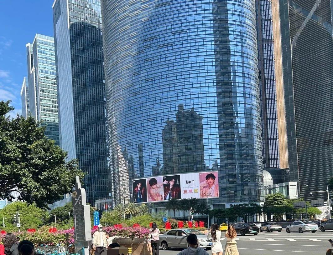 广州大屏应援好小啊