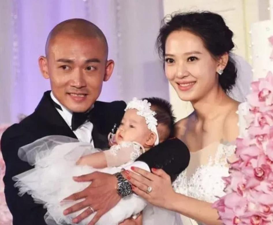 2008年，沈傲君与聂远同居6年后，迟迟不见聂远求婚，沈傲君主动出击没想到聂远说