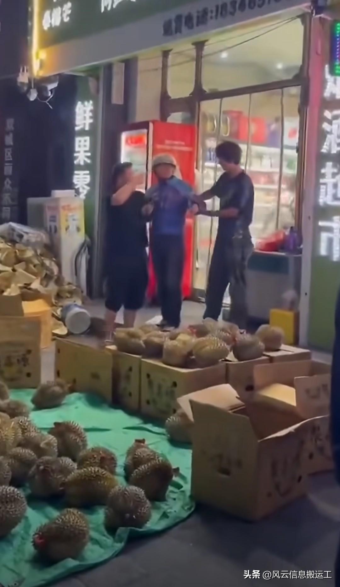 骑手送餐却迟迟联系不上顾客，订单无法及时送达，只能把餐送回商家，结果老板却要求骑