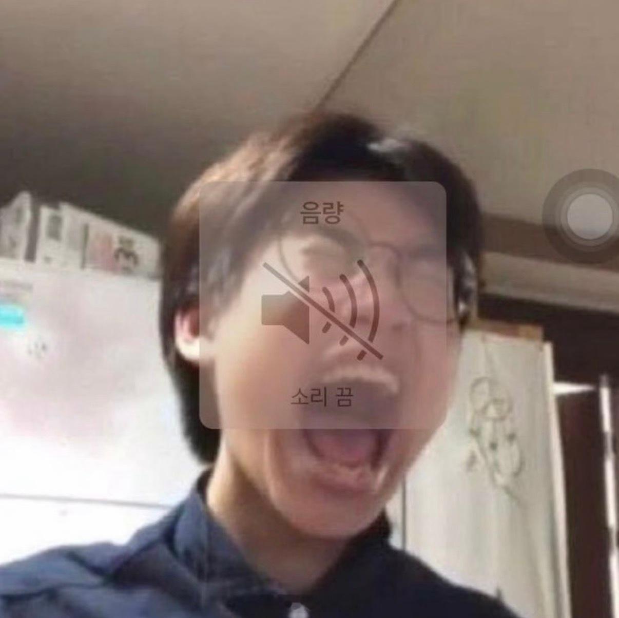 今天毕业典礼，明天办离校手续，学校你不要毕业我。。。 