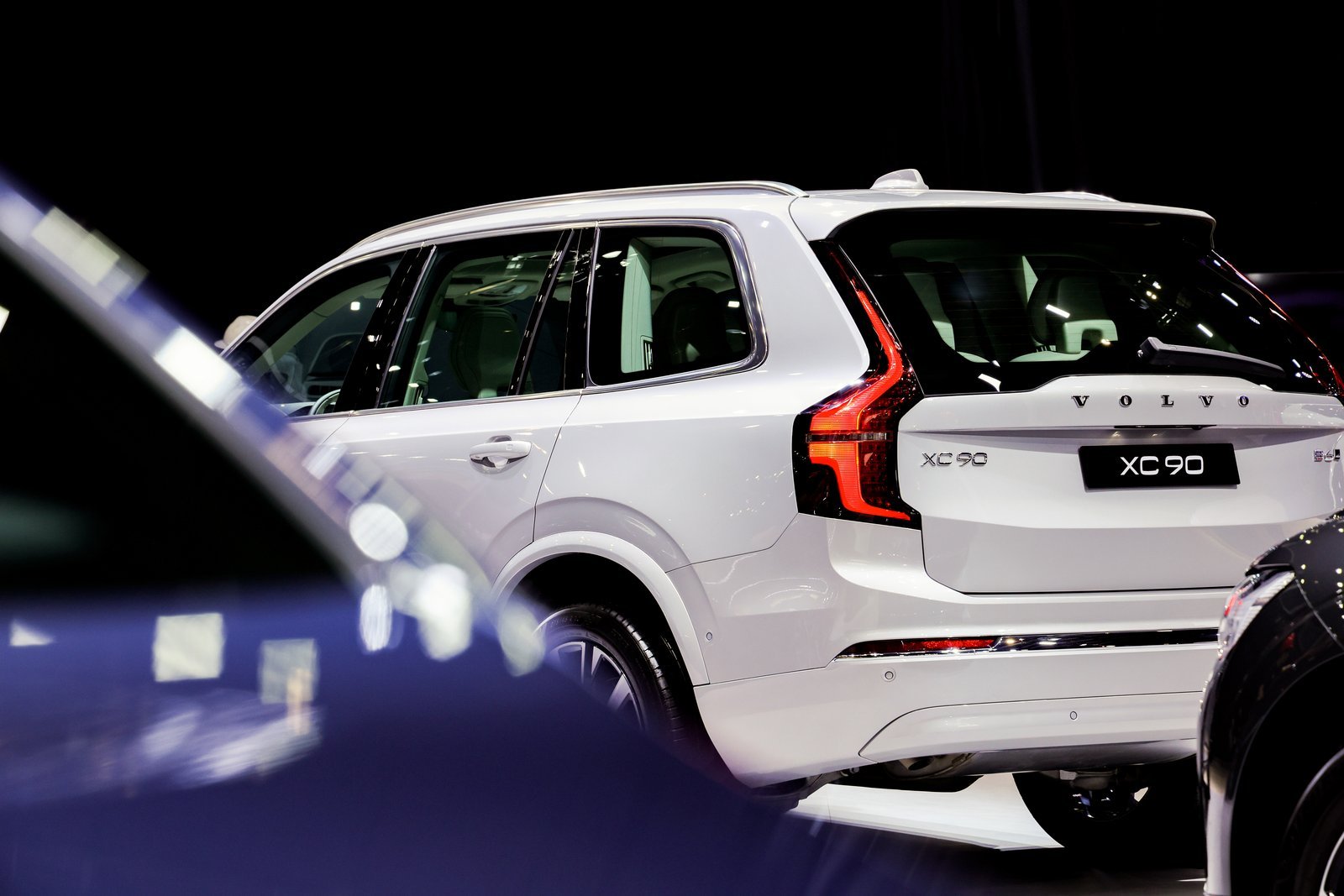 2026北京车展 沃尔沃正逢品牌99周年推出多款感恩价车型，包含油、电、混多种能