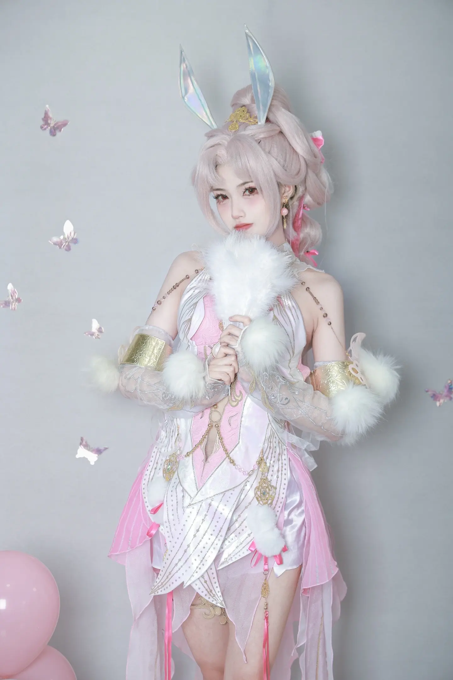 “今天少吃一粒米，明天三哥抱怀里”