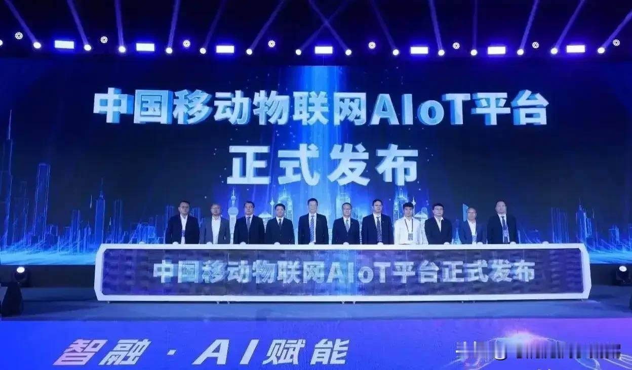 不得不承认！这就是赤裸裸的现实！

小米：营收3659亿，净利仅272亿！
华为