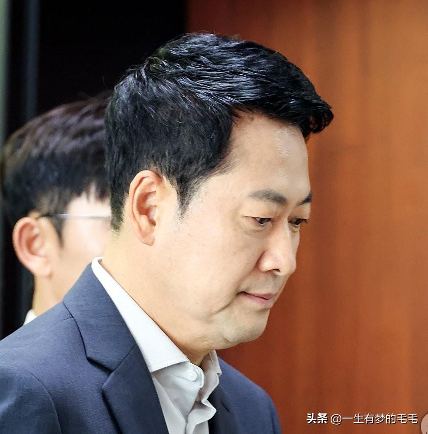 8月7日，韩国最大在野党国民力量党中央伦理委员会内部纷争持续激化，风波再度升级。