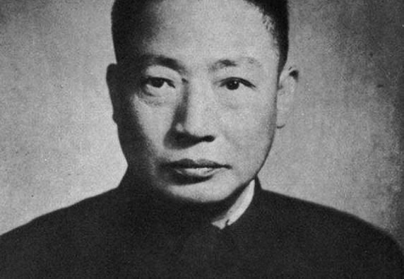 1956年，毛人凤病重，蒋经国知道后，给他寄了一笔钱，还让他去美国治病，毛人凤却