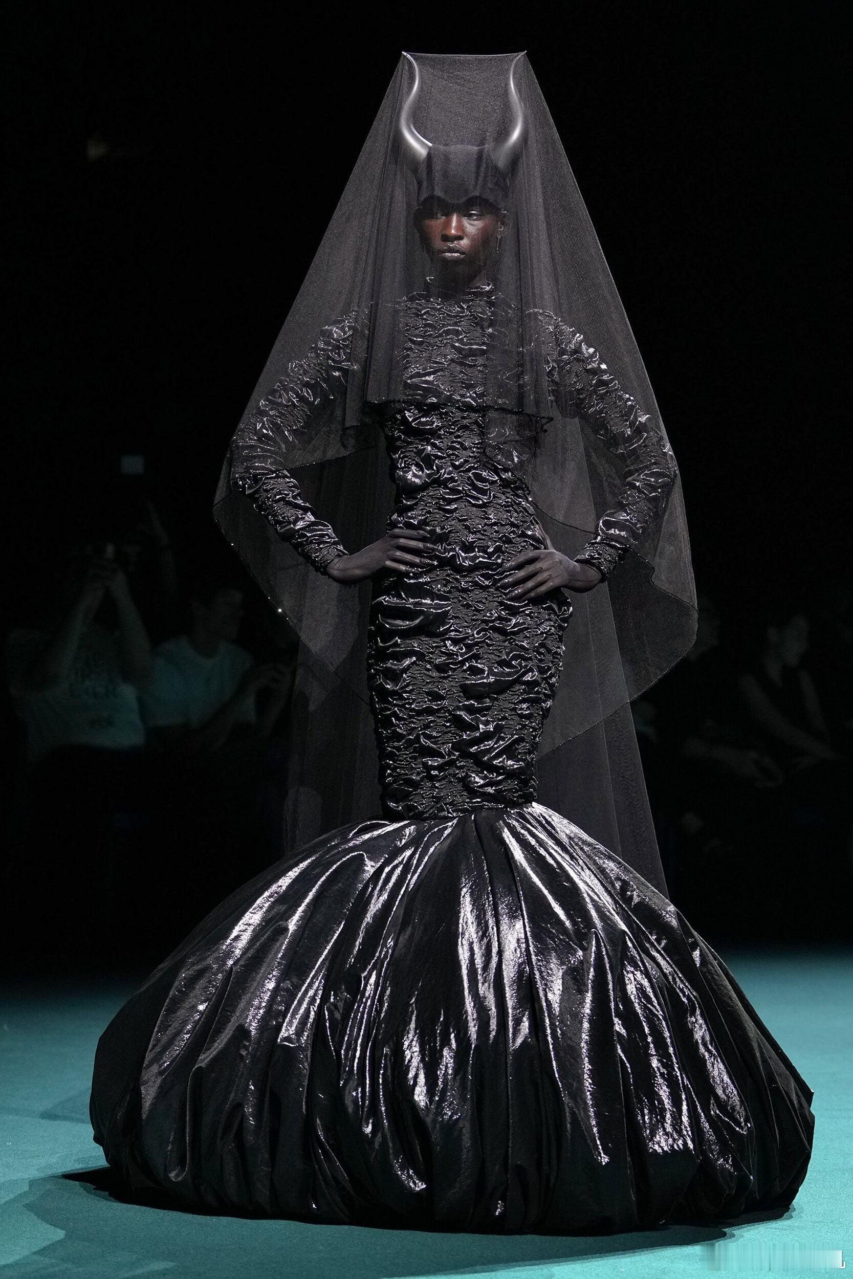 Robert WunFall 2026 Couture 2 