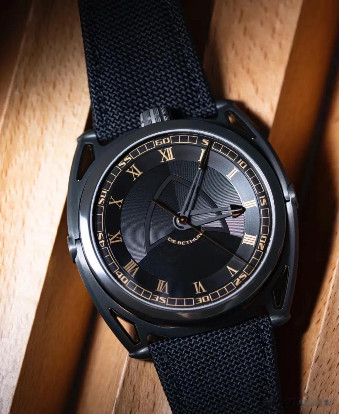 小众品牌De Bethune DB27 Titan Hawk JPS腕表AUTO