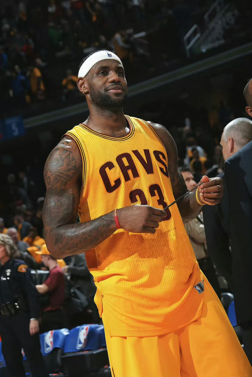 骑士NBA詹姆斯 老照片回顾