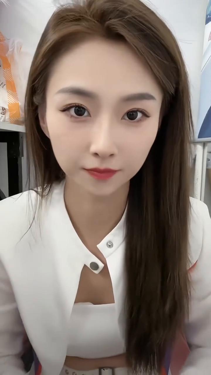 还这么年轻，岁数还没到，到三十了就有三十的岁数。