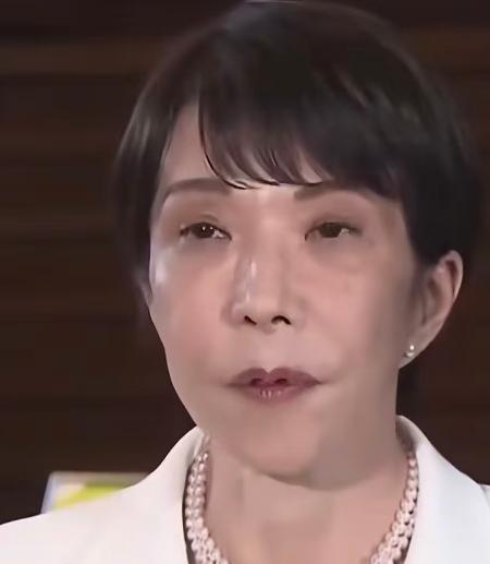 “嫌烦就别干了”！6 月 9 日，日本自民党干事长高市早苗在一次公开受访时，对着