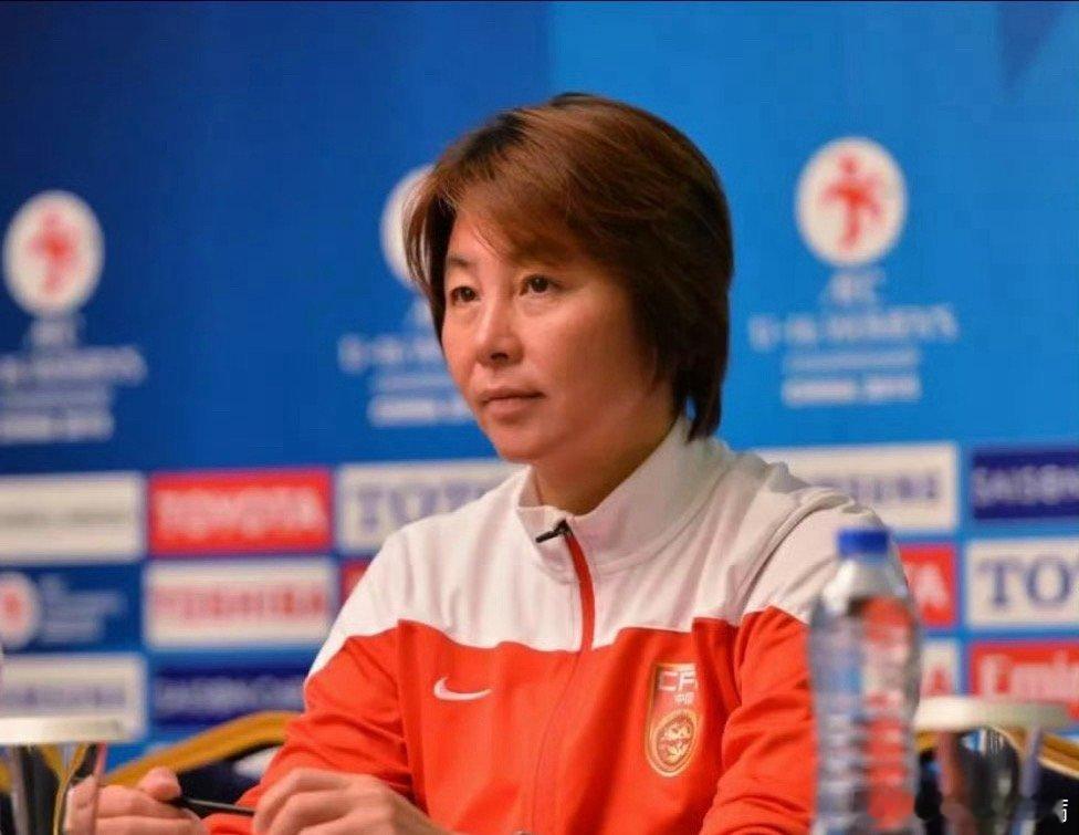 高红说女足力量曾让国人扬眉吐气中国女足名宿高红曾表示，当年中国女足在亚特兰大的绽