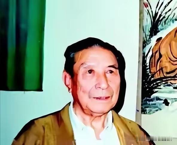 1939年鲁北惊魂：地主收留300八路军伤员，日军围村时他掀开地窖，全场看愣
 
