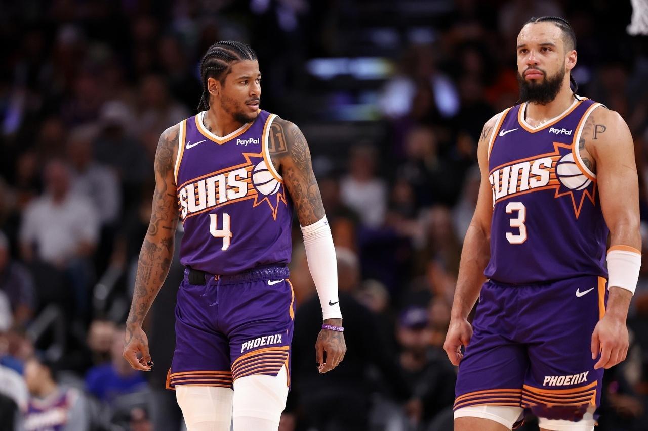 4月28日讯 NBA季后赛，太阳在主场以122-131不敌雷霆，惨遭4-0横扫。