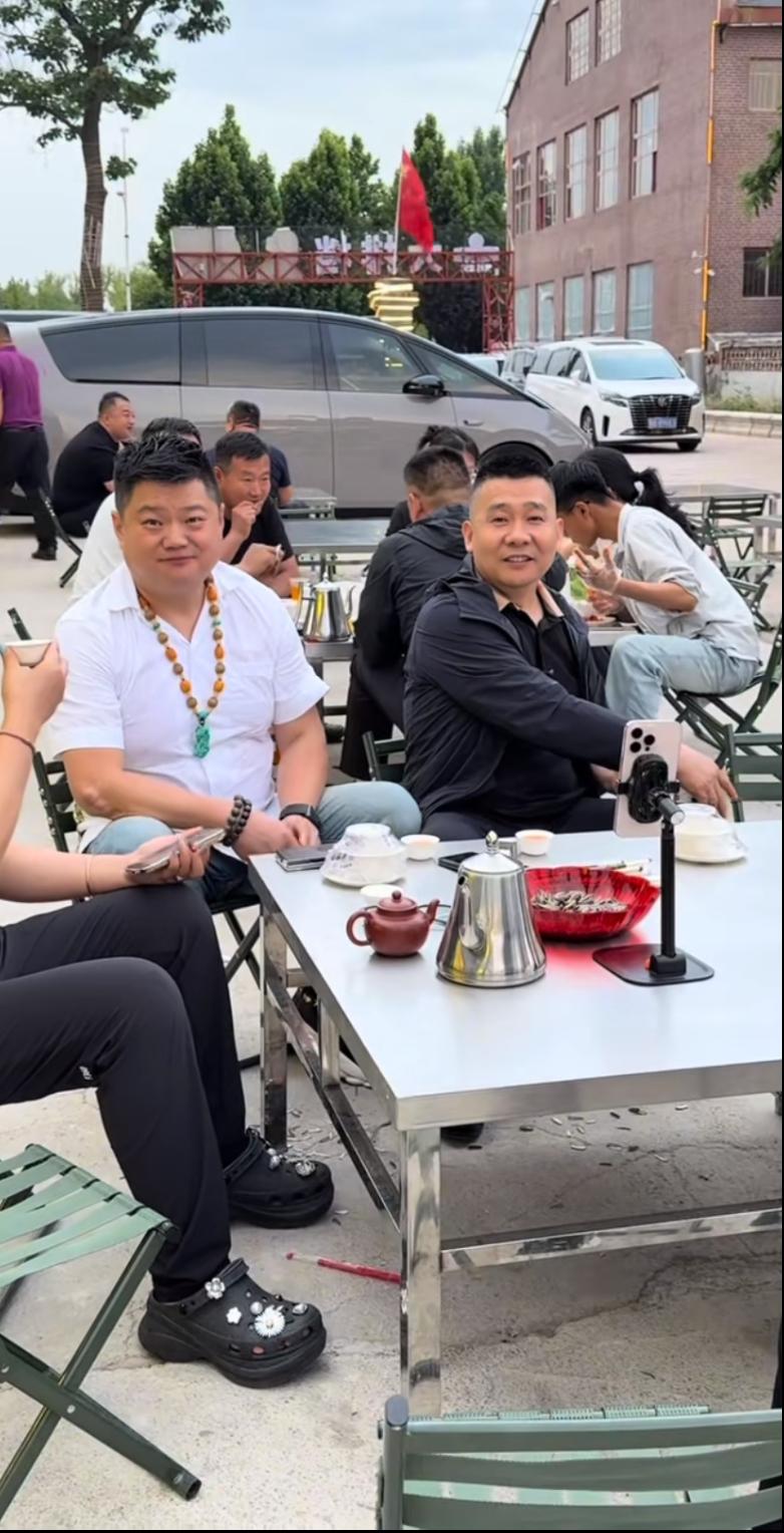 沛县团队小辫哥，太不懂事了。江苏沛县拓瑞集团董事长徐正海，带着兄弟大老远跑到山东