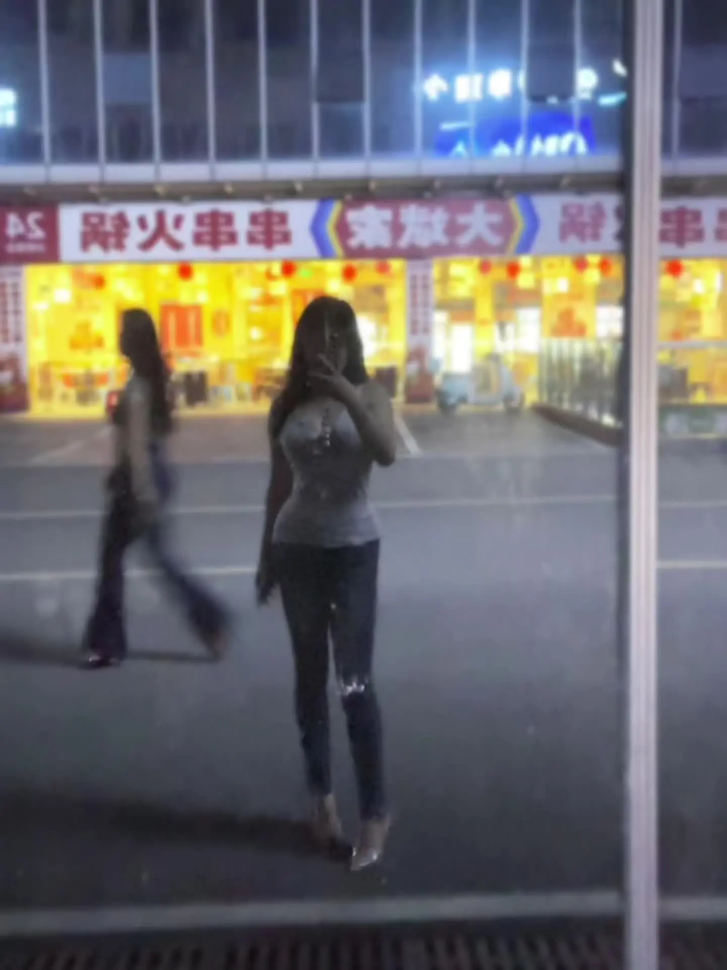 本想下完雨就去找你可谁知这雨绵绵不断