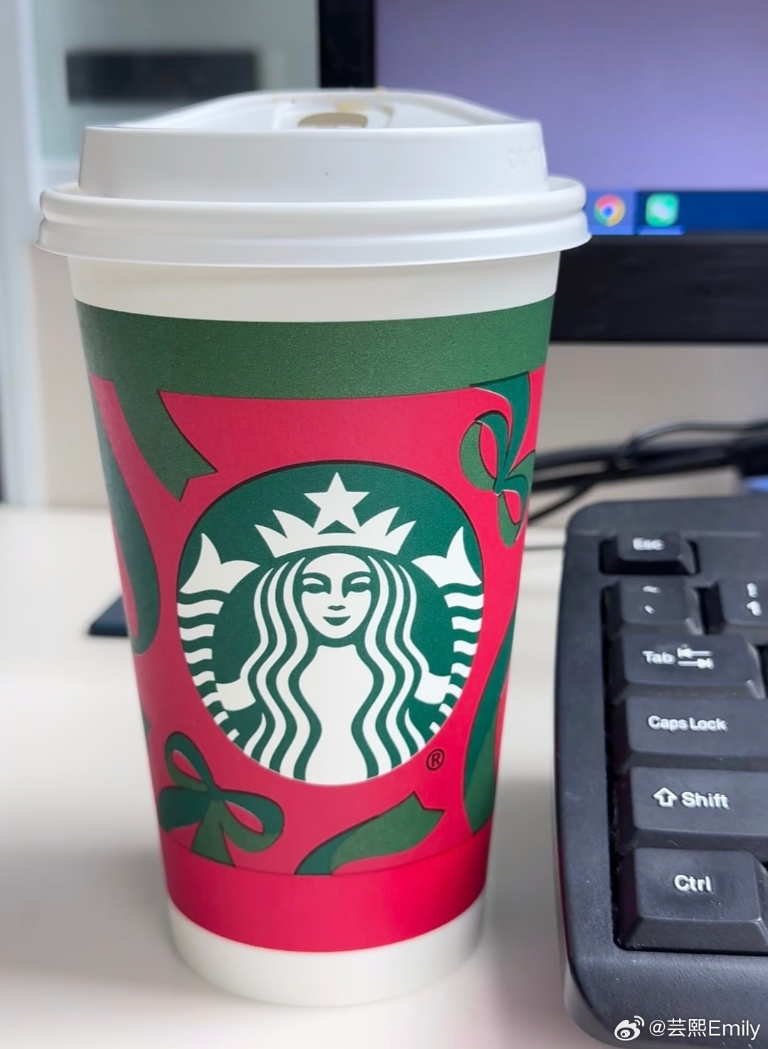 太困了，咖啡硬撑！苟住