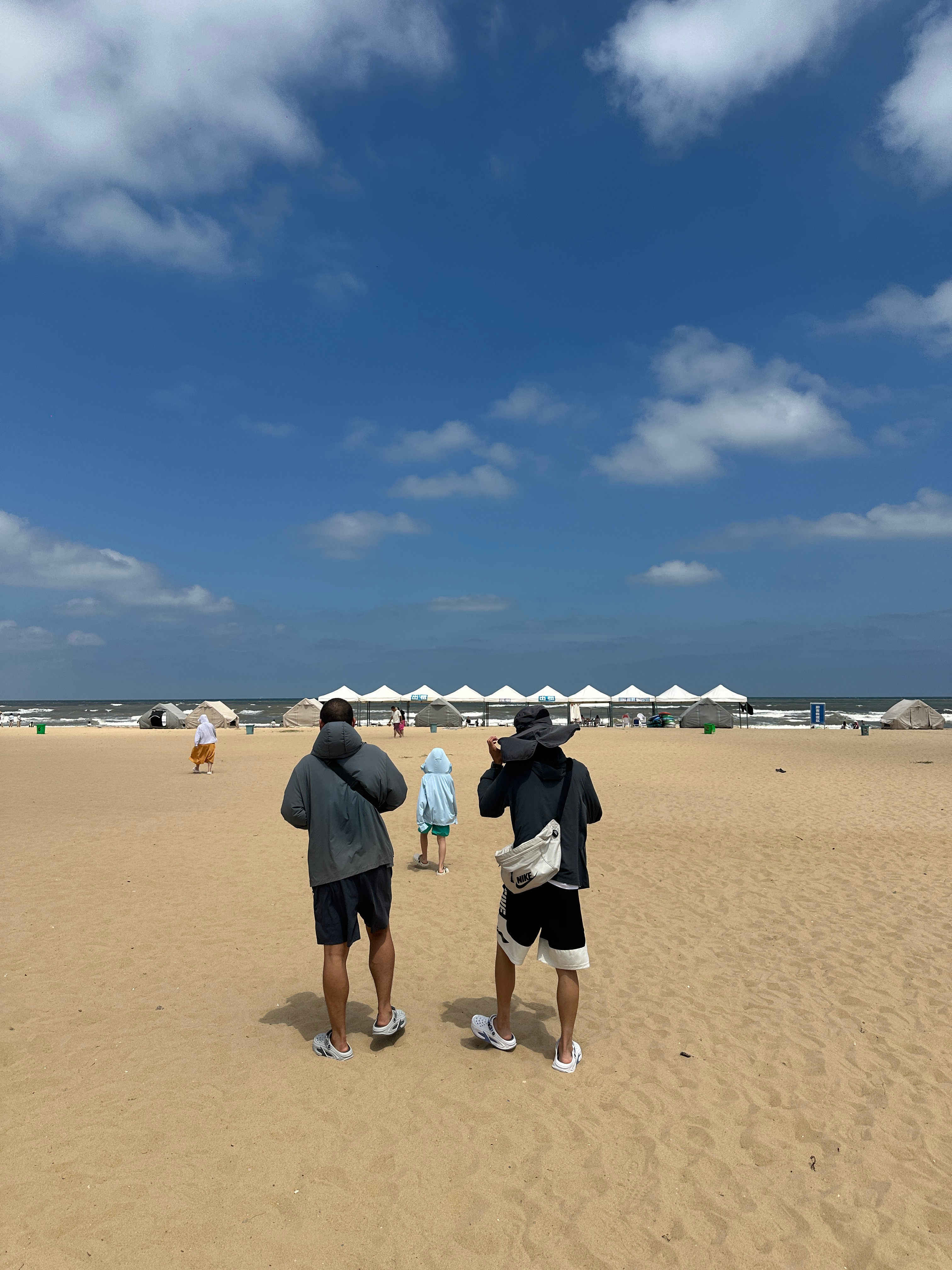 香香男高，再见 荣成·布鲁维斯海滩
