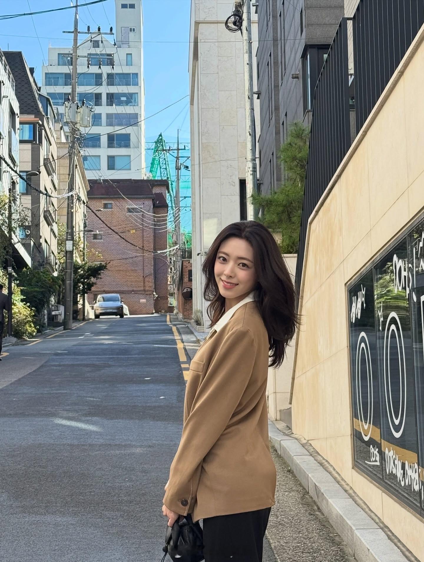 申有娜🍂 ​​​