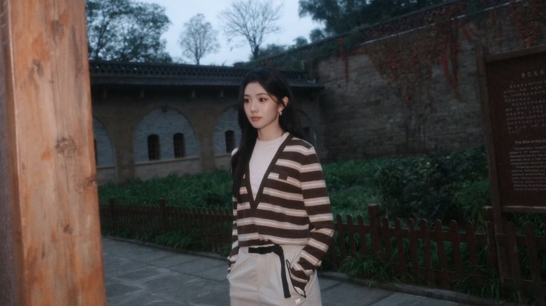 啊啊啊啊，刘浩存终于有日常小碎片了[苦涩][苦涩][苦涩]继续保持，每天都有可以