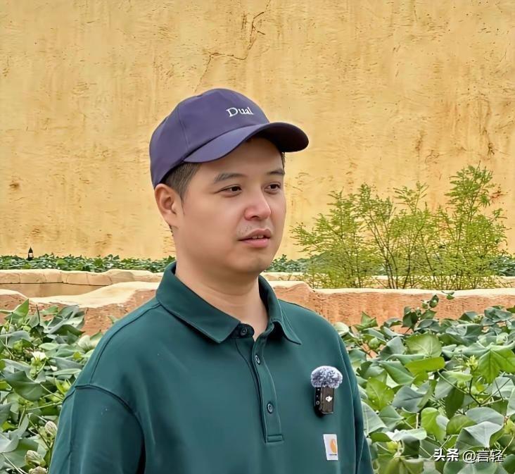 马頔为啥从头到尾都戴个帽子？
这帽子好像焊在了脑袋上，无时无刻都戴着。最开始，我