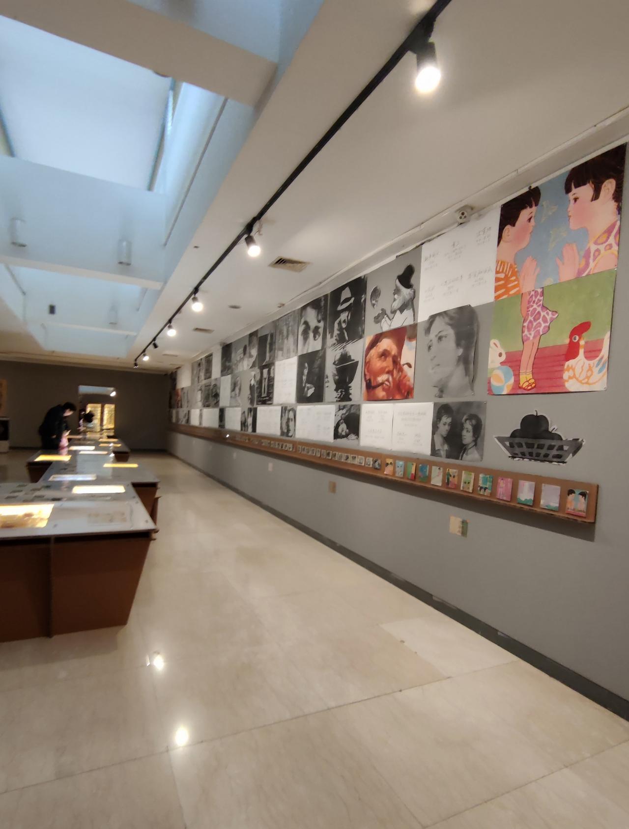 鲁艺连环画文献研究展
   ″时代印记、为人民而画一一鲁艺连环画文献研究展"，全