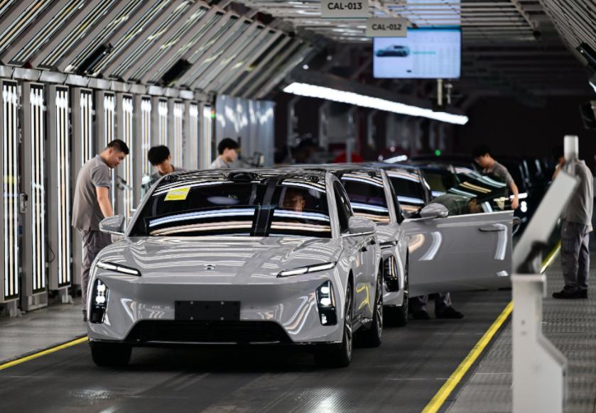 直到委内瑞拉的总统被抓，我们的油船被美国扣留，才知道为什么我们一直在发展电车。