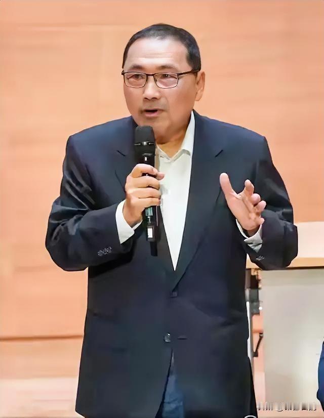 侯友宜缺席两场食安会议！是太精明，还是真的和蓝营立场不一样？
 
全台毒油风暴闹