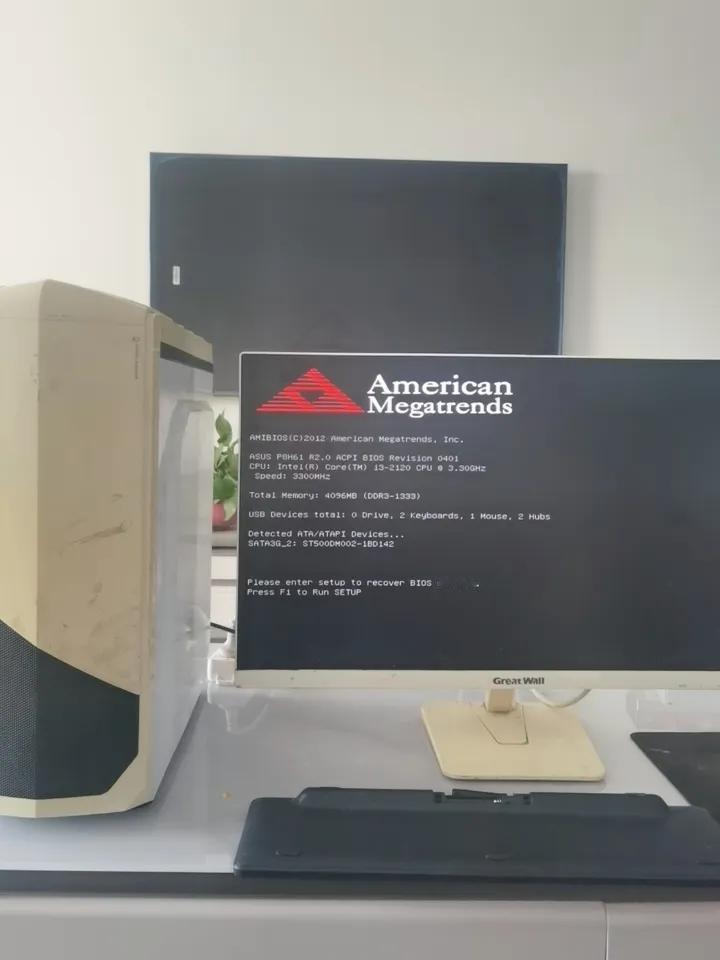 哎，想想很惭愧，大学读了几年，计算机专业毕业的，朋友电脑出了点小问题，让我帮忙看