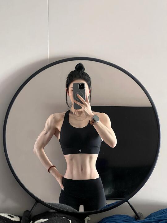 163｜47kg  减脂真的需要少吃吗！