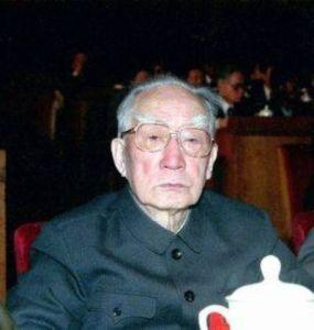 薄一波的十个冷知识

第一：2007 年 1 月 15 日晚间八点半，老一辈无产