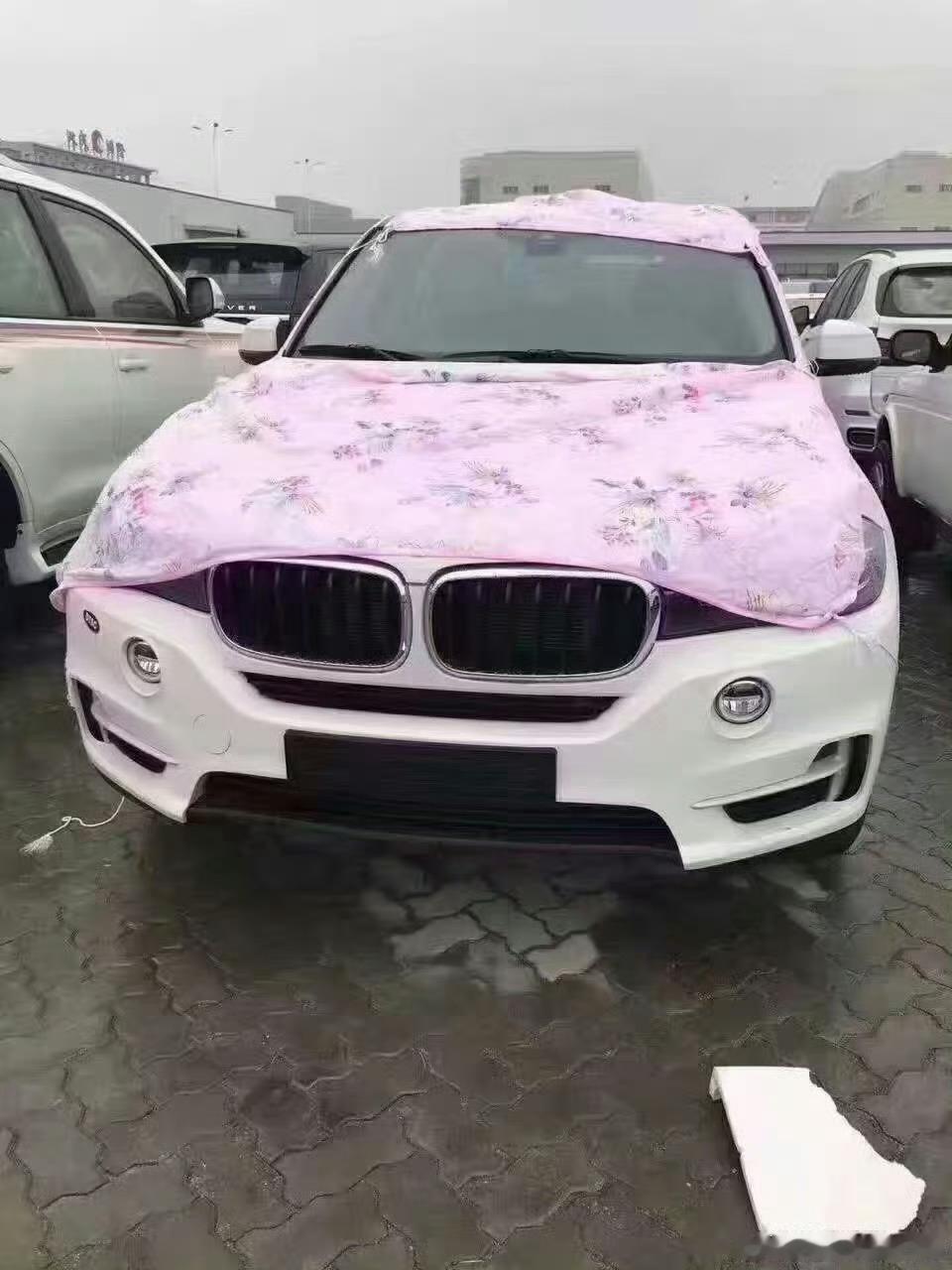 冰雹以往每年冰雹季，天津港车商都有个给车盖被子这项工作在以往一年进口十几万台的年