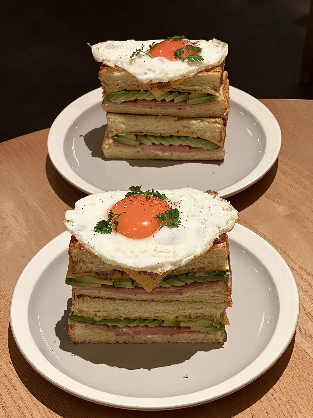 目测深圳 NO1 的三明治！！超有料的！！