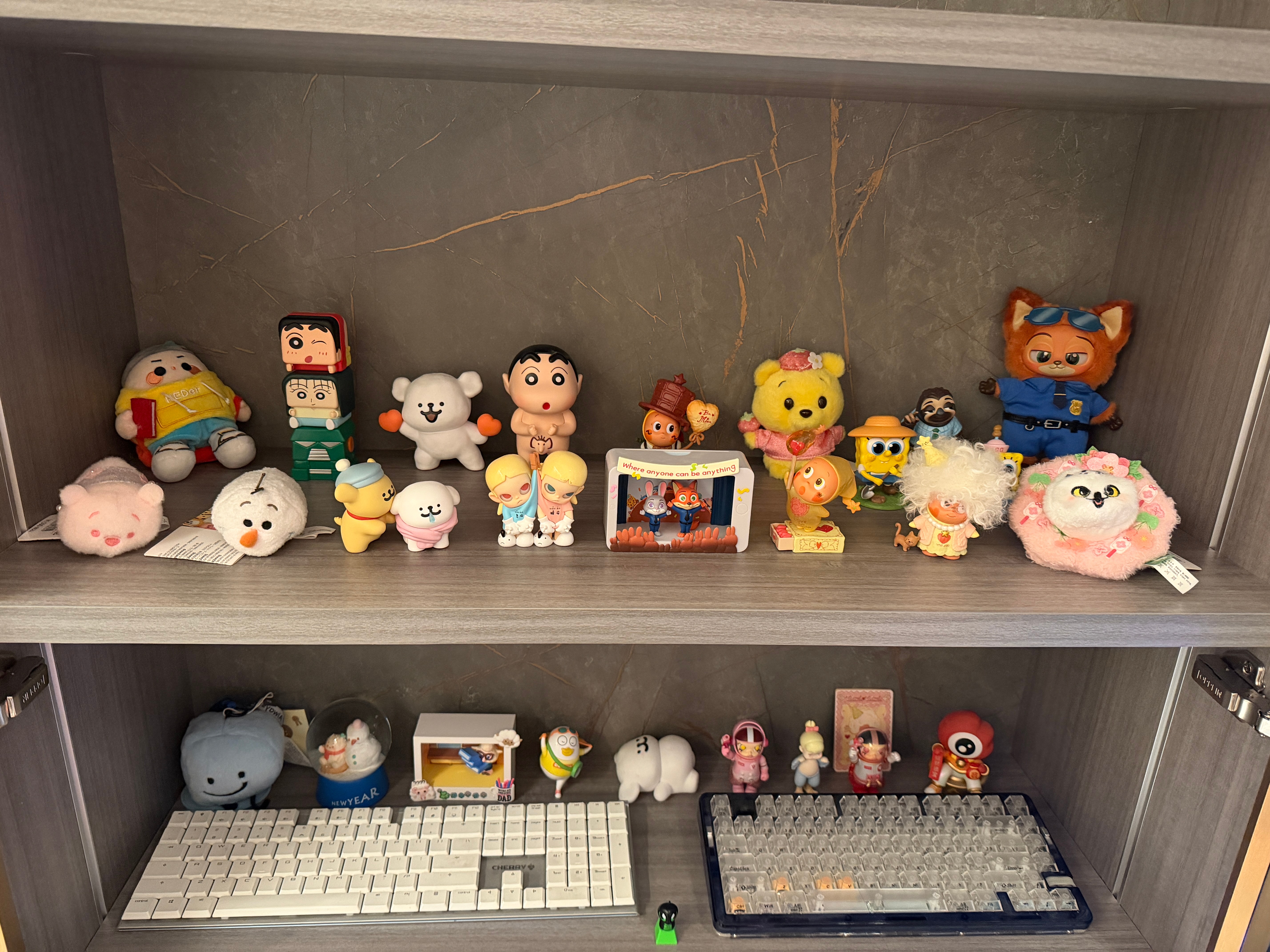 大扫除结束，给我之前买的盲盒也找了个家。