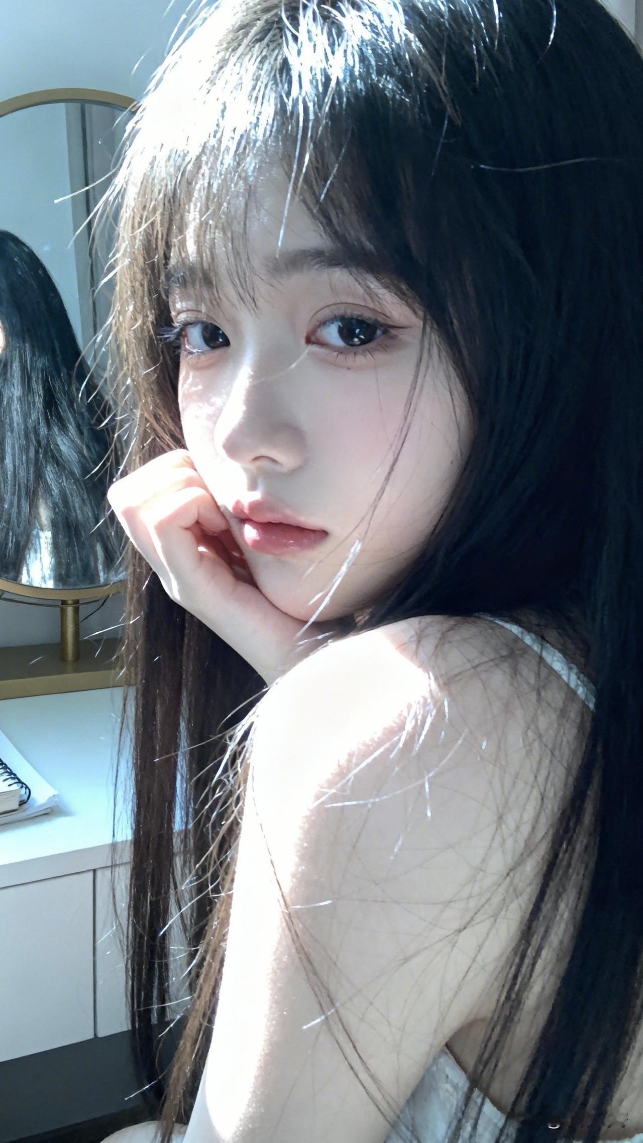 ：感觉有些糟糕，又感觉一直是原来的样子。不禁让人感叹，这到底是岁月是把杀猪刀啊！