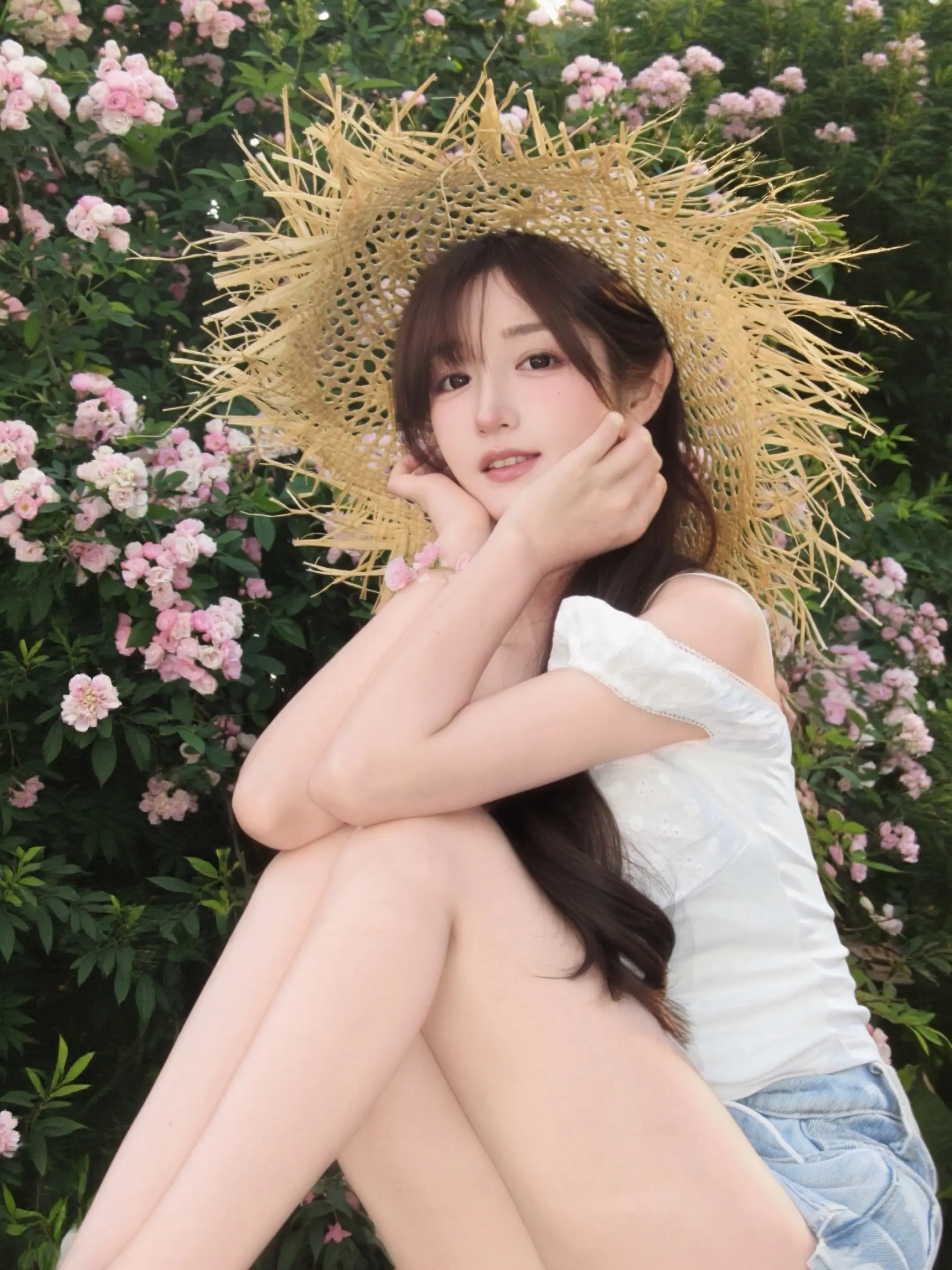 墙角开了一朵小花🌸