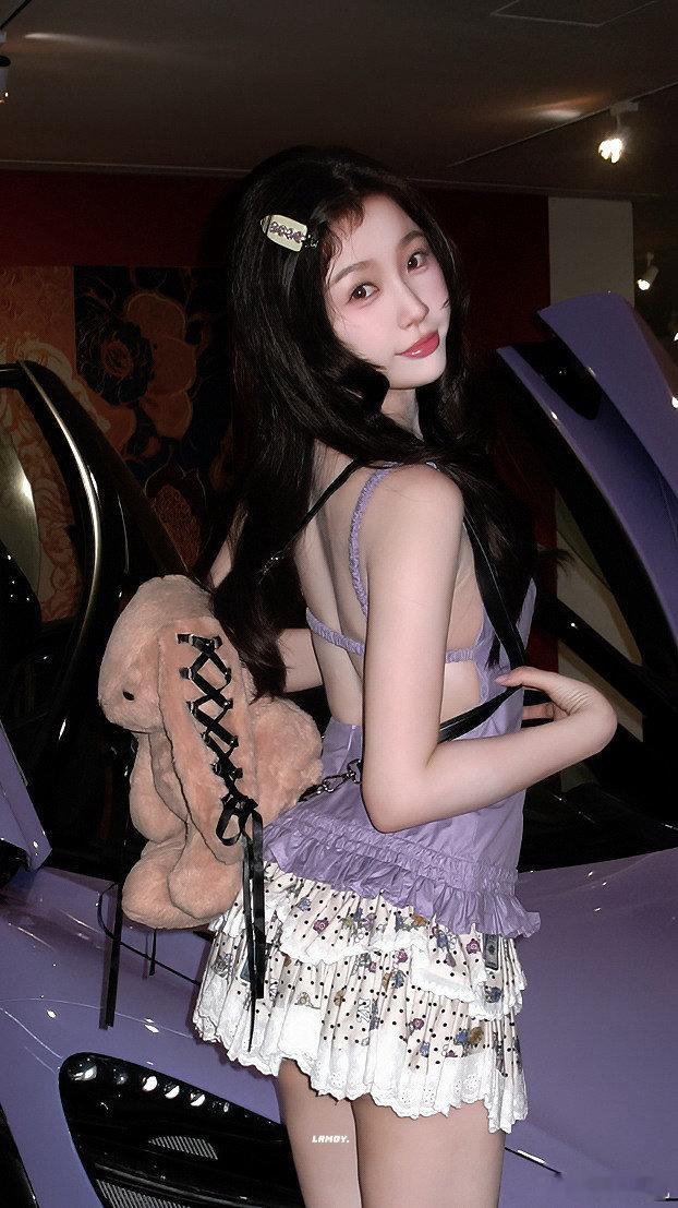 虞书欣台偶女主的明媚感 姜暮的积极劲儿太感染人！不管遇到什么事都元气满满，没有负