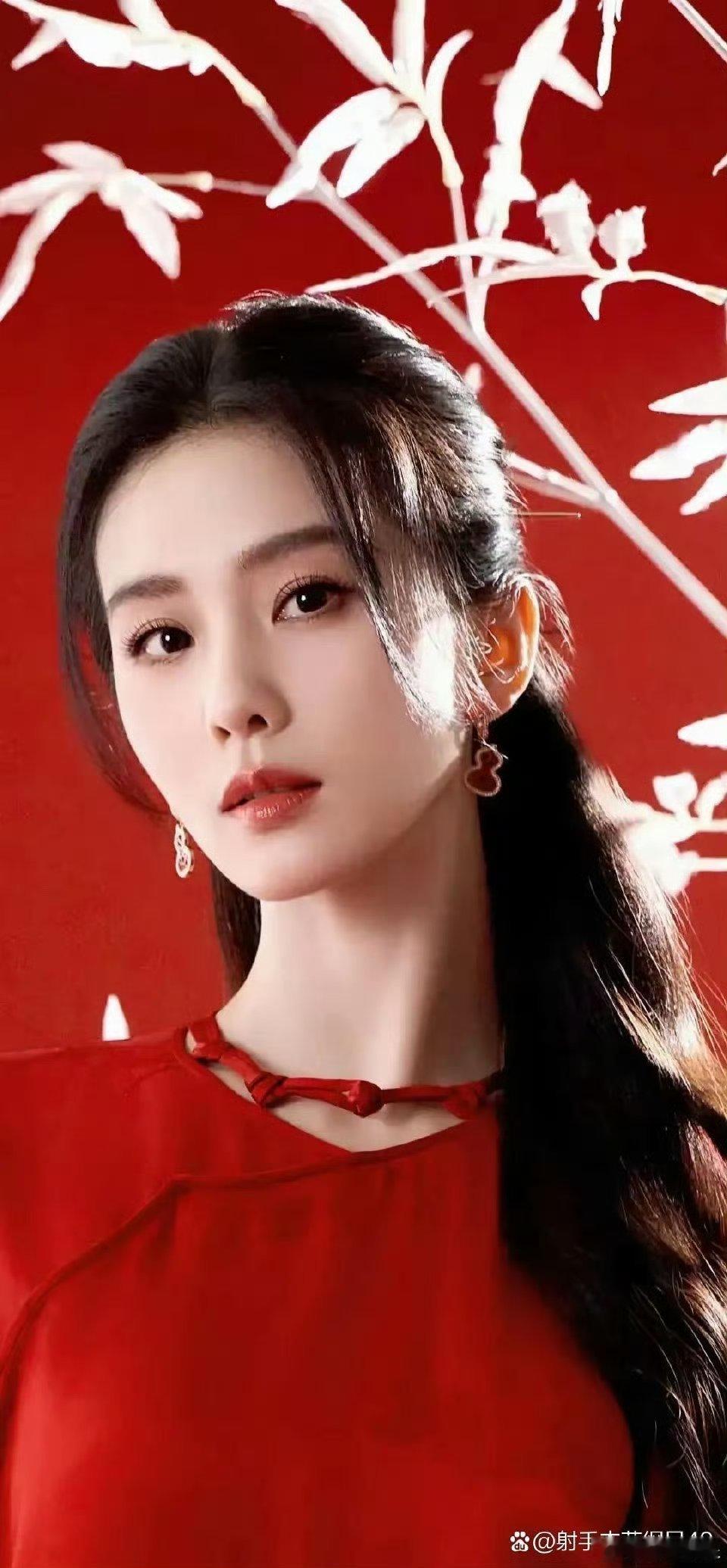美女壁纸高清~刘诗诗红妆映竹，美到惊叹！ 