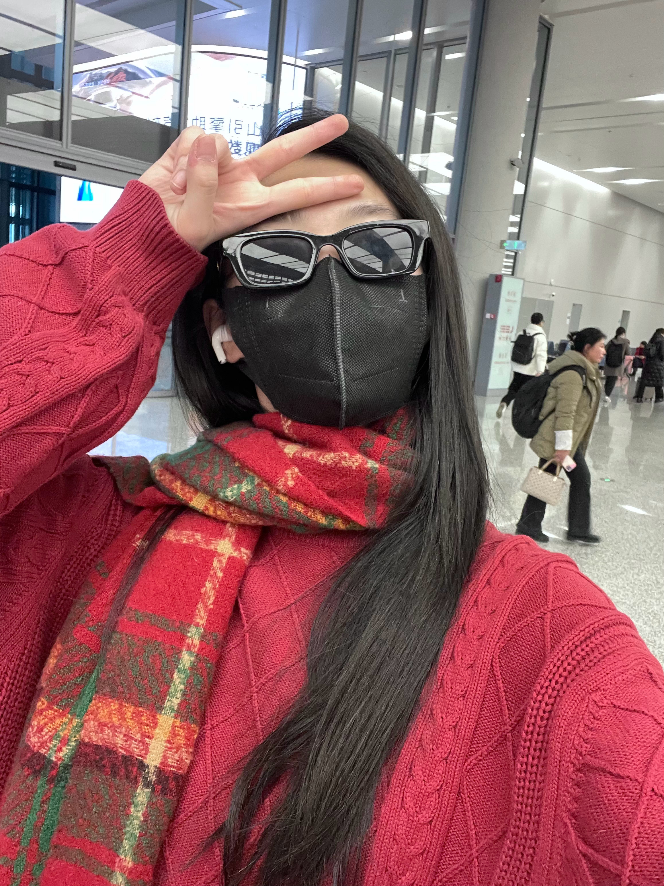 美女回家过年啦