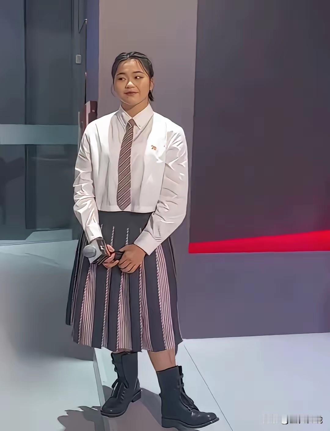 全红婵特别暖心、特别实在❤️
 
这两年真的变化特别大，从一开始怯生生、小小一只