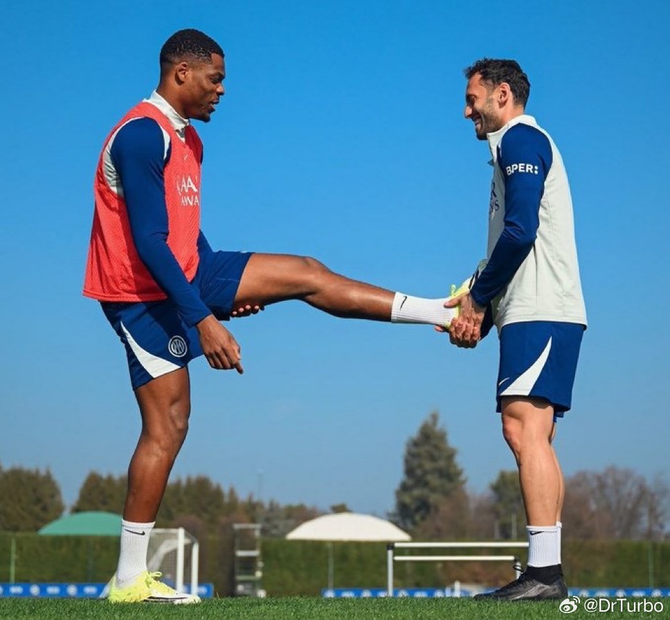 罗马诺：对于恰球王的未来而言 我们正走向接下来的几个重要月份 他与国米的合同将于