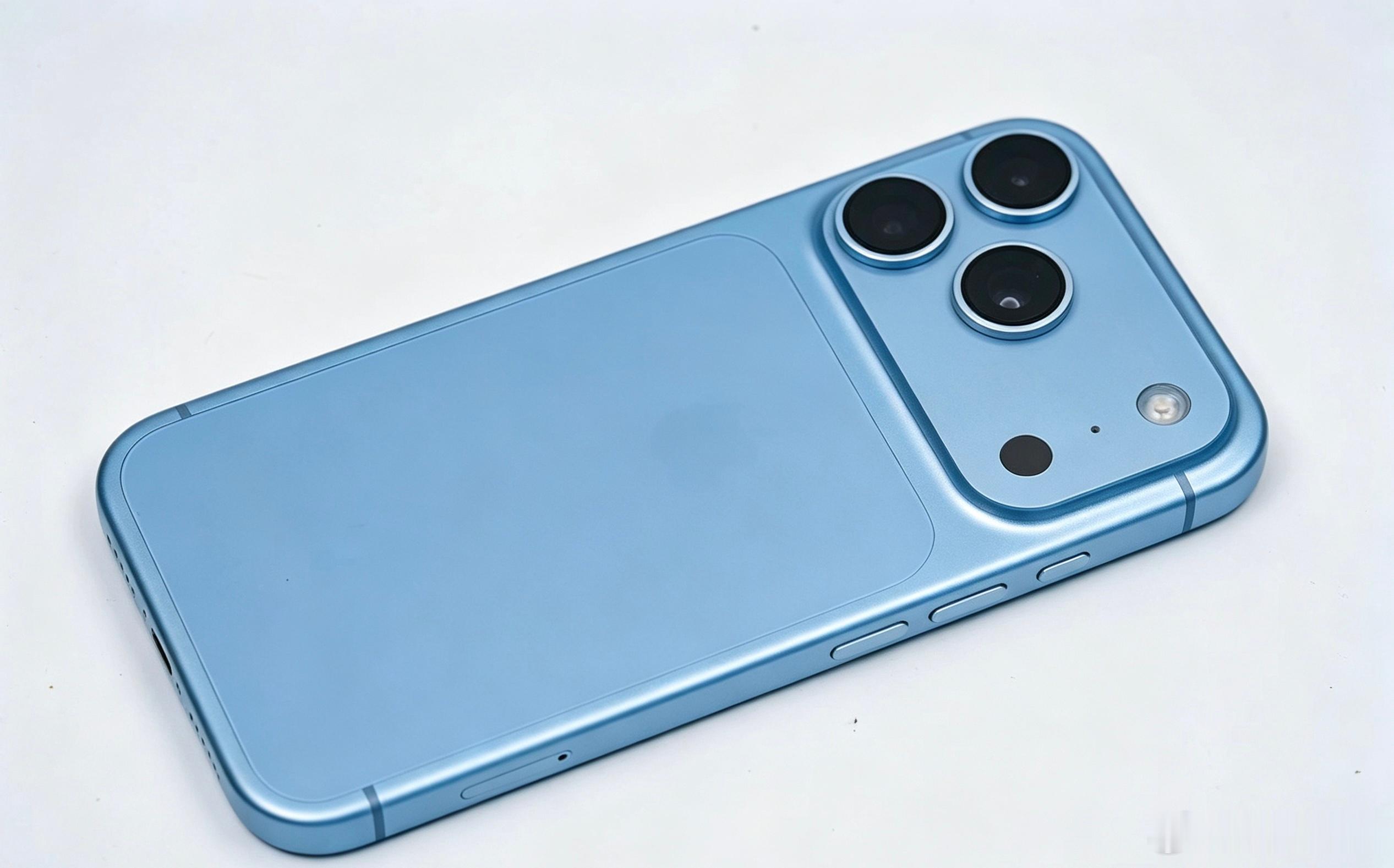 新一代iPhone机型即将发布，而本届产品的迭代节奏将迎来大幅改变，iPhone