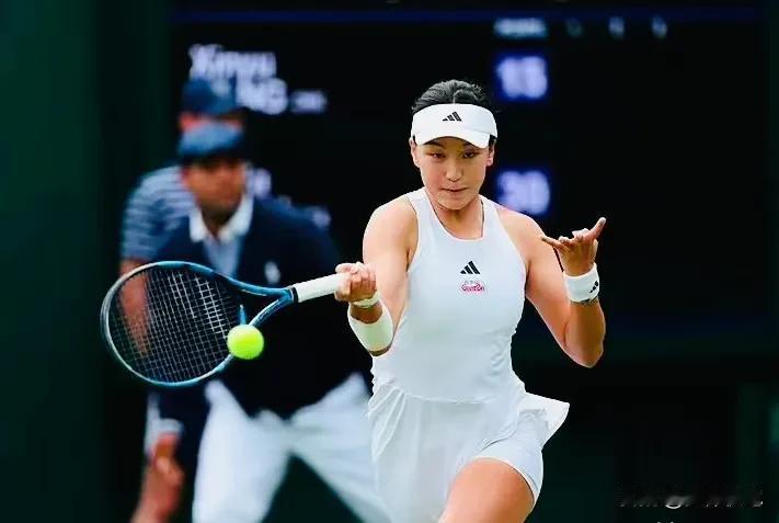 王欣瑜晋级WTA500柏林站女单资格赛决胜轮！今天凌晨的女单资格赛首轮比赛，4号