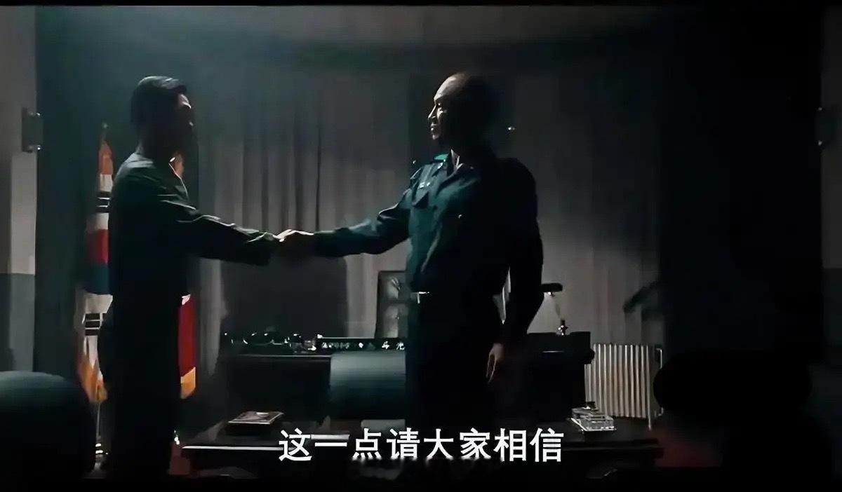 昨夜欧洲股市和美股，普遍出现下跌。上证指数和深成指，顺势出现回调。行情如慧慧所料